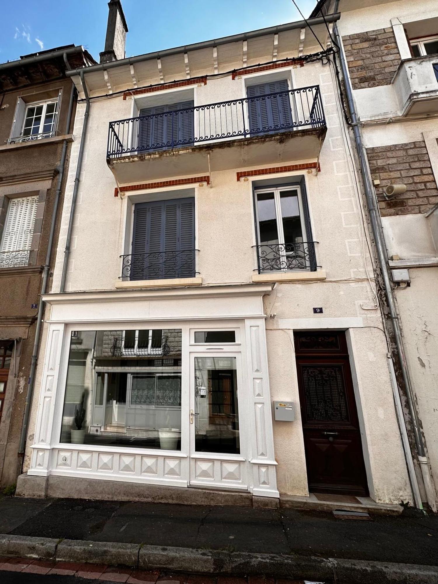 Belle Maison De Ville Au Coeur Du Village De Montagne Vic-sur-Cère Exterior foto